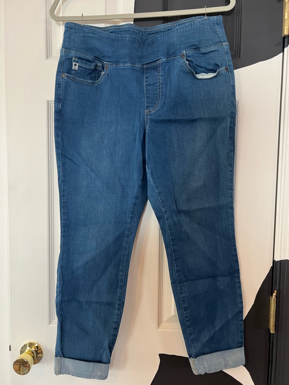 Belle by Kim Gravel Medium Blue Stretch Jeggings with Cuffed Hem
